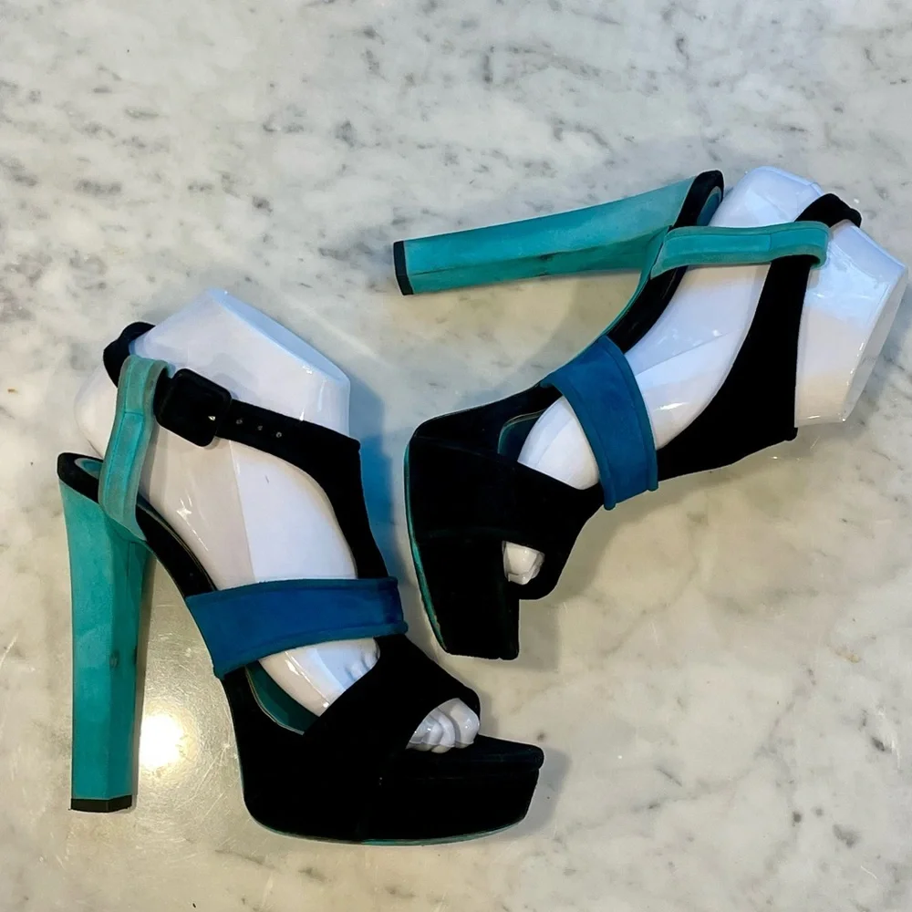 Gucci Vintage suede tricolor platform heels, buckles, sz 38, Fair - Picture 3 of 16